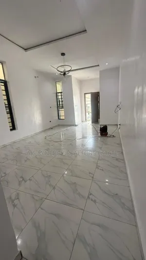 4bdrm Duplex in Ikota for rent