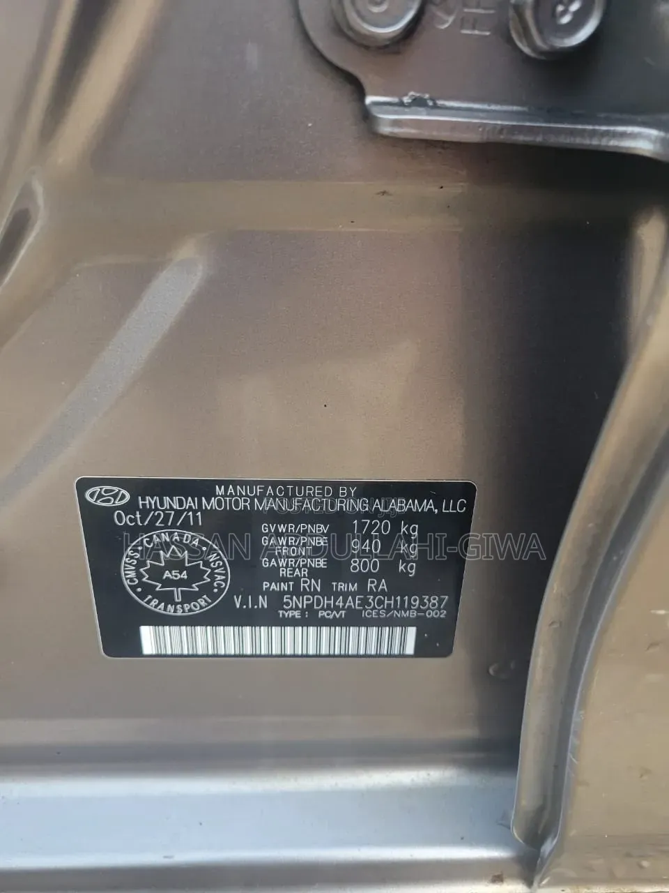 Hyundai Elantra 2012 Gold