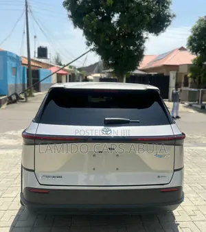 Toyota bZ3 2025 Gray
