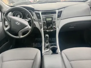 Hyundai Sonata 2010 Silver