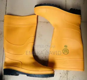 Waterproof Rubber Rain Boot With a Steel Toe for Impact Protection