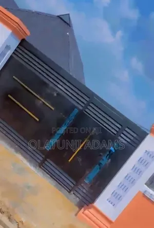 15bdrm Apartment in Onward Ogo Oluwa, Osogbo for sale