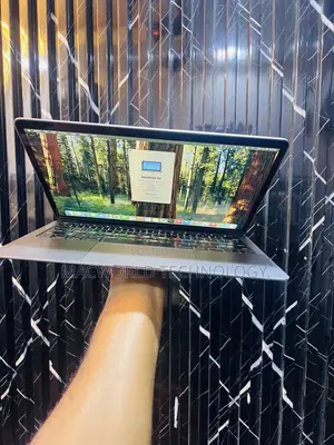 Laptop Apple MacBook Air 2020 8GB Intel Core i5 SSD 256GB