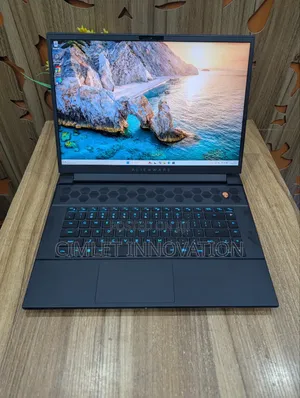 Laptop Alienware M16 R1 1GB Intel Core i7 SSD 1T