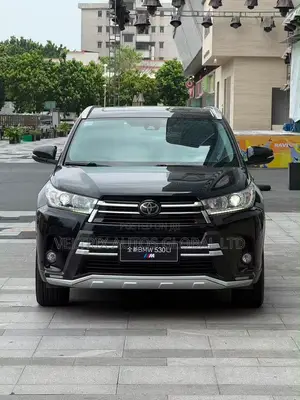 Toyota Highlander L 2021 Black