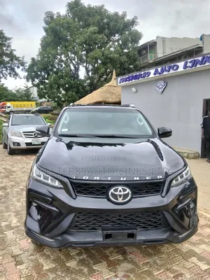 Toyota Fortuner 2019 Black