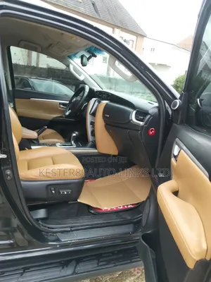 Toyota Fortuner 2019 Black