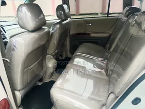 Toyota Highlander 2006 White