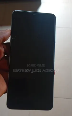New Samsung Galaxy A06 128 GB Bronze