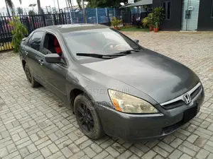 Honda Accord 2006 Gray