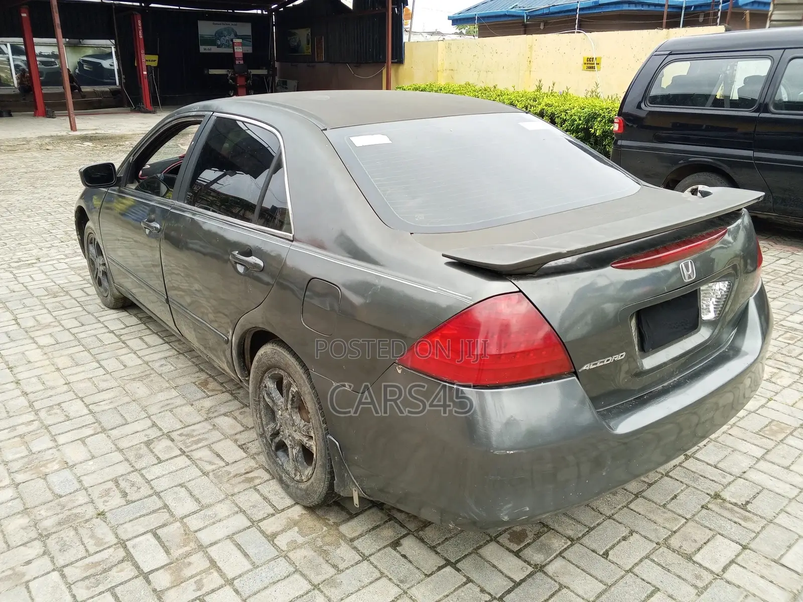 Honda Accord 2006 Gray