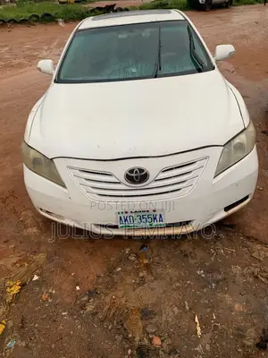 Toyota Camry 2009 White
