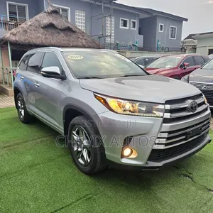 Toyota Highlander 2017 Silver