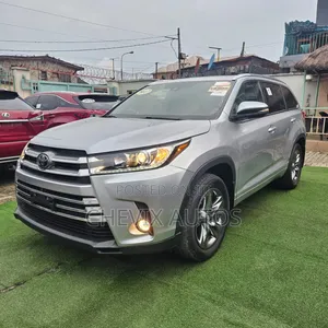 Toyota Highlander 2017 Silver