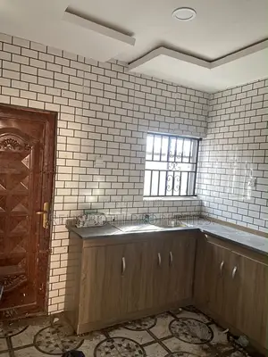 2bdrm Bungalow in Abeese Elebu, Akala Express for rent