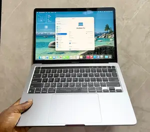 Laptop Apple MacBook Pro 2022 M2 16GB Apple M2 SSD 256GB