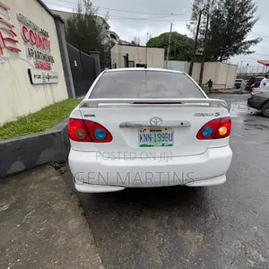 Toyota Corolla 2007 White
