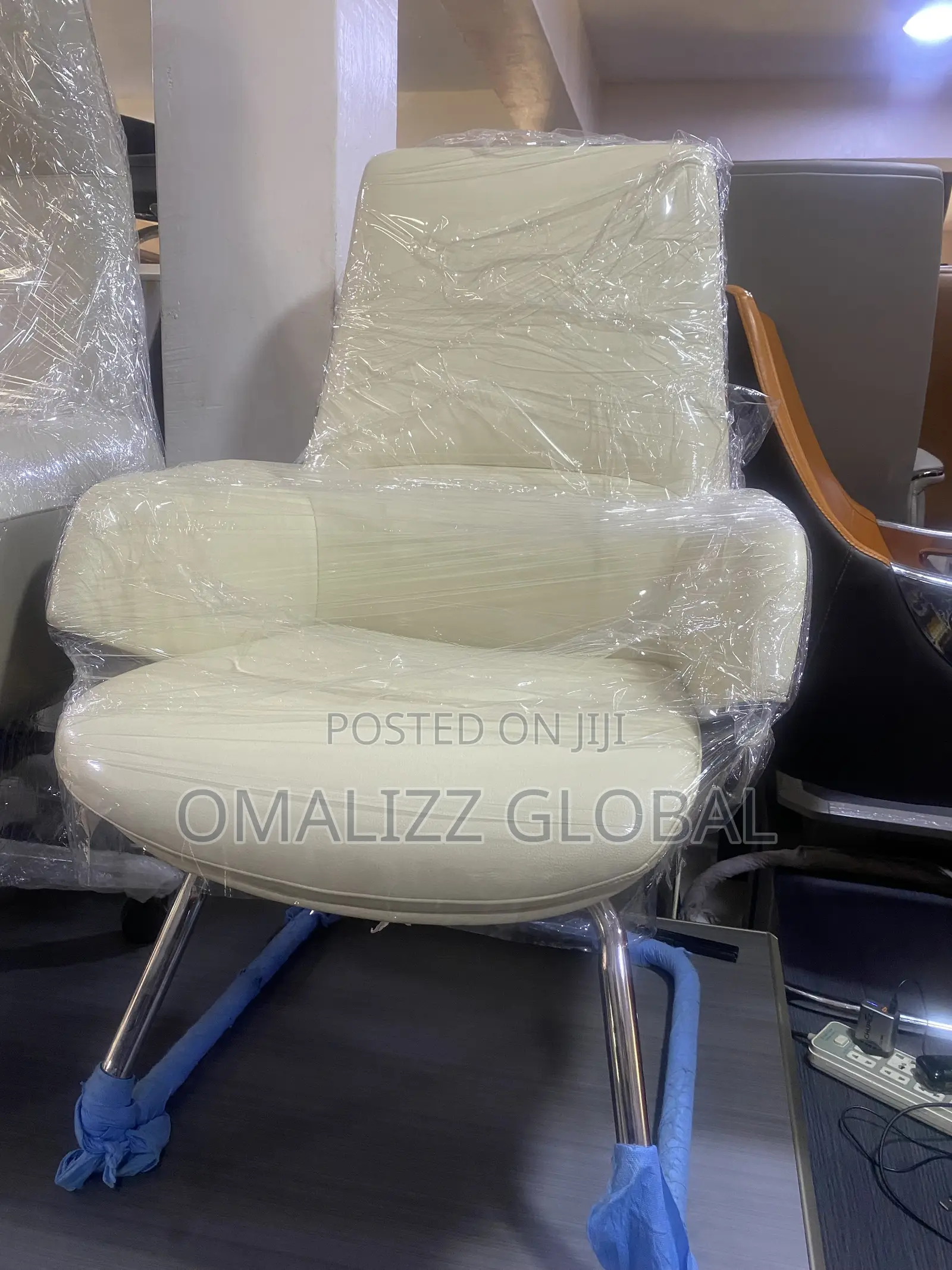 Best and Quality Visitor’s Chair