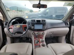 Toyota Highlander 2010 Gray