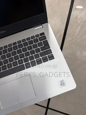 Laptop Dell Inspiron 14 5000 8GB Intel Core i5 SSD 256GB