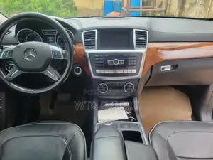 Mercedes-Benz GL-Class GL 550 2013 Black
