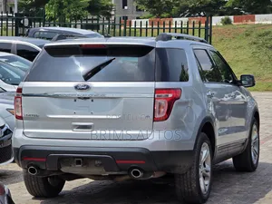 Ford Explorer 2015 Silver