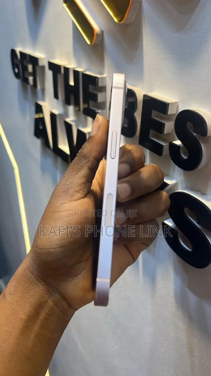 Apple iPhone 13 128 GB Pink