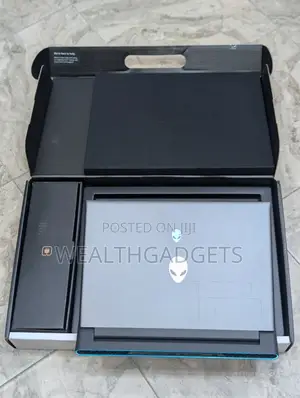 Laptop Alienware M16 R1 16GB Intel Core i7 SSD 1T
