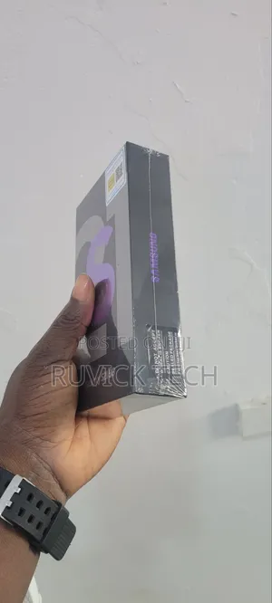 New Samsung Galaxy S21 5G 128 GB