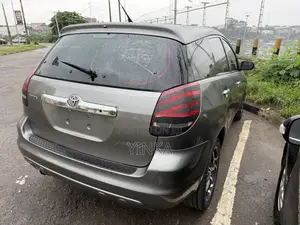 Toyota Matrix 2004 Gray
