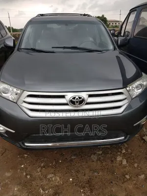Toyota Highlander 3.5L 4WD 2013 Black