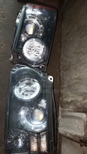 Set of Headlights Range Rover Sport 2010/2013