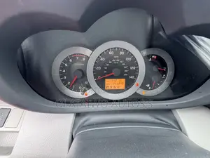 Toyota RAV4 2.5 Limited 2010 Silver