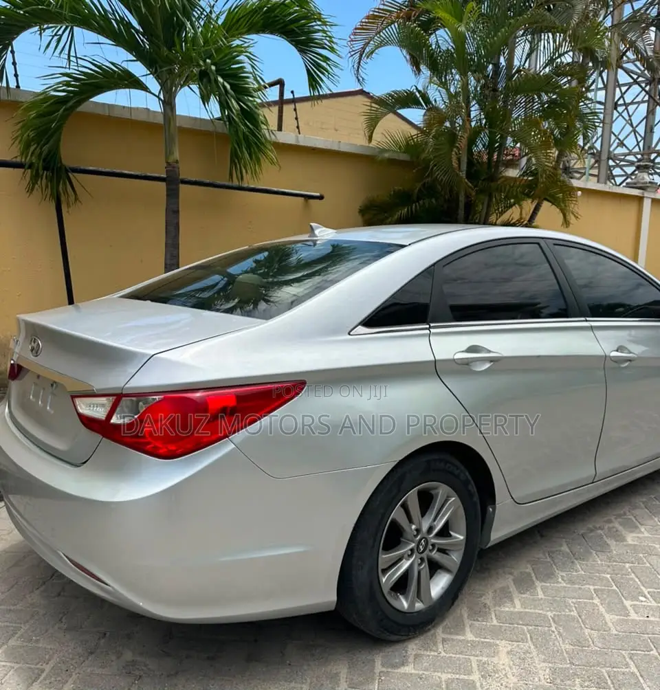 Hyundai Sonata 2013 Silver