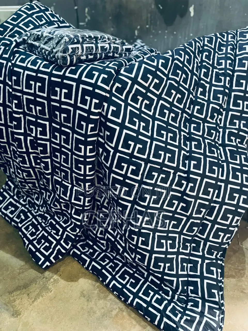 Wealth Bedding