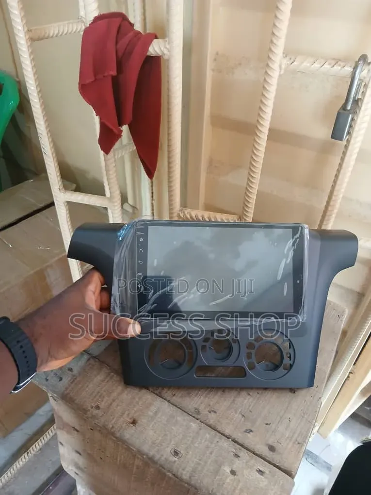 Mitsubishi Outlander 2000-2008 Android Player + Reverse Camera