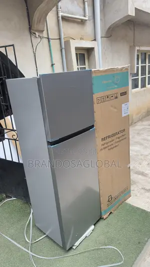 Hisense 306L Refrigerator – High Performance Refrigerator