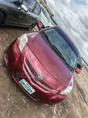 Toyota Yaris 2008 Red