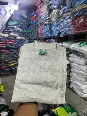 Plain T-Shirt