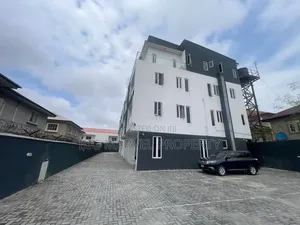 4bdrm Duplex in Freedom Way, Lekki Phase 1 for rent