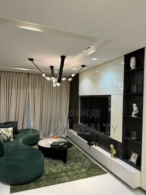 Luxuriously Furnished 2 Bedroom Apartment