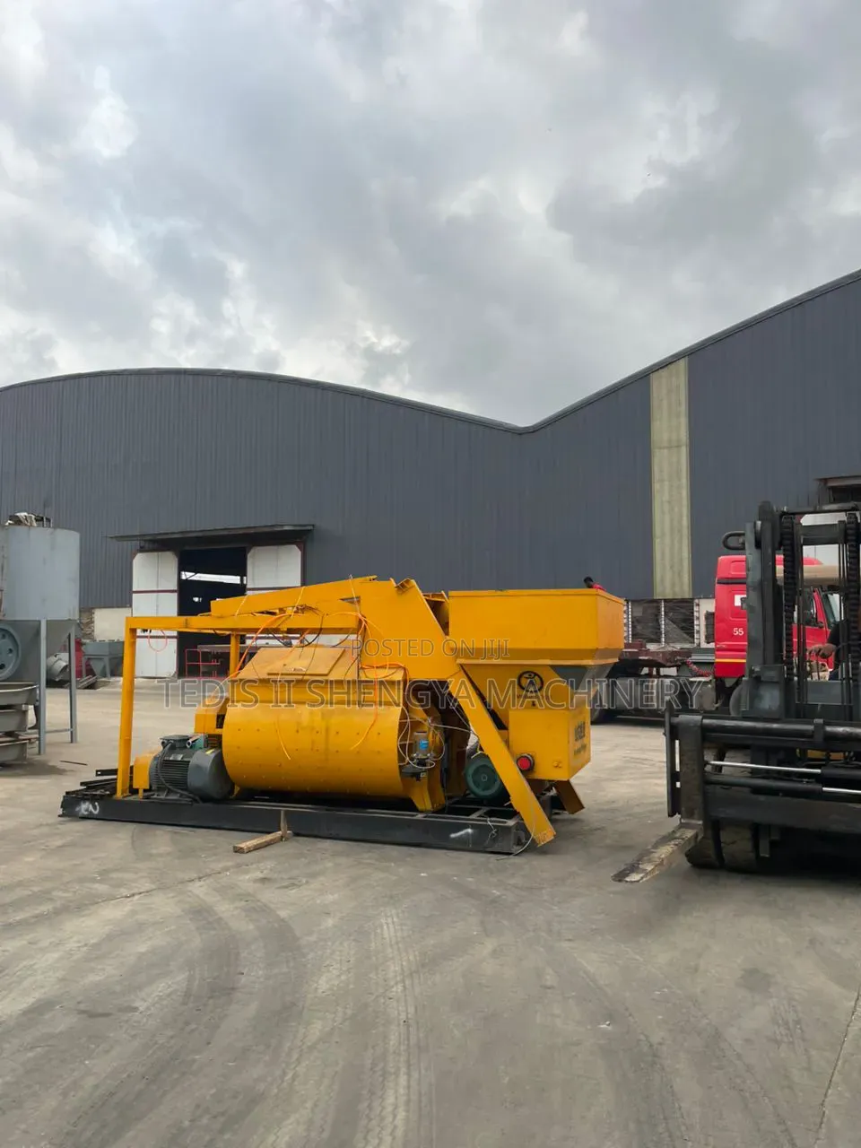 Concrete Batching Plants With Cement Silo