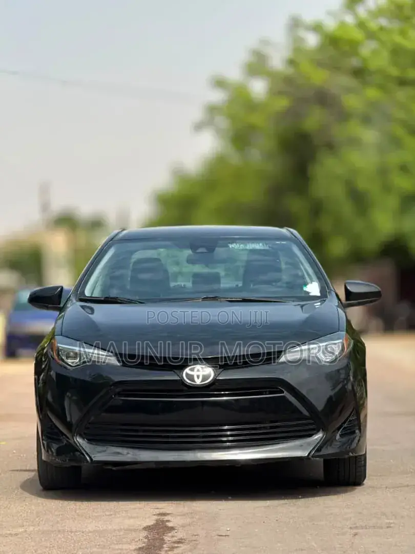 Toyota Corolla 2017 Black