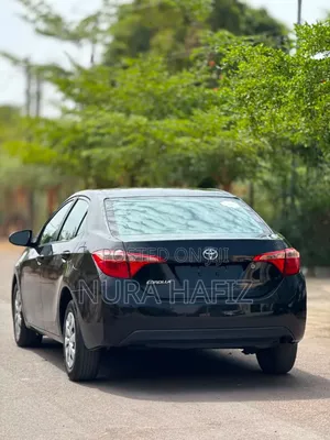 Toyota Corolla 2017 Black
