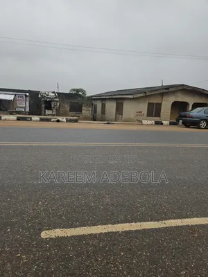10bdrm Bungalow in Denro, Berger for sale