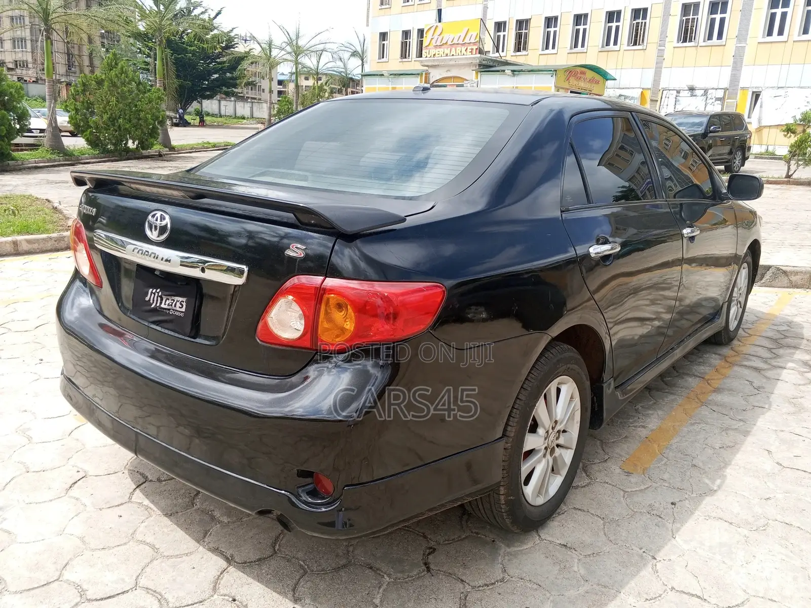 Toyota Corolla 2010 Black