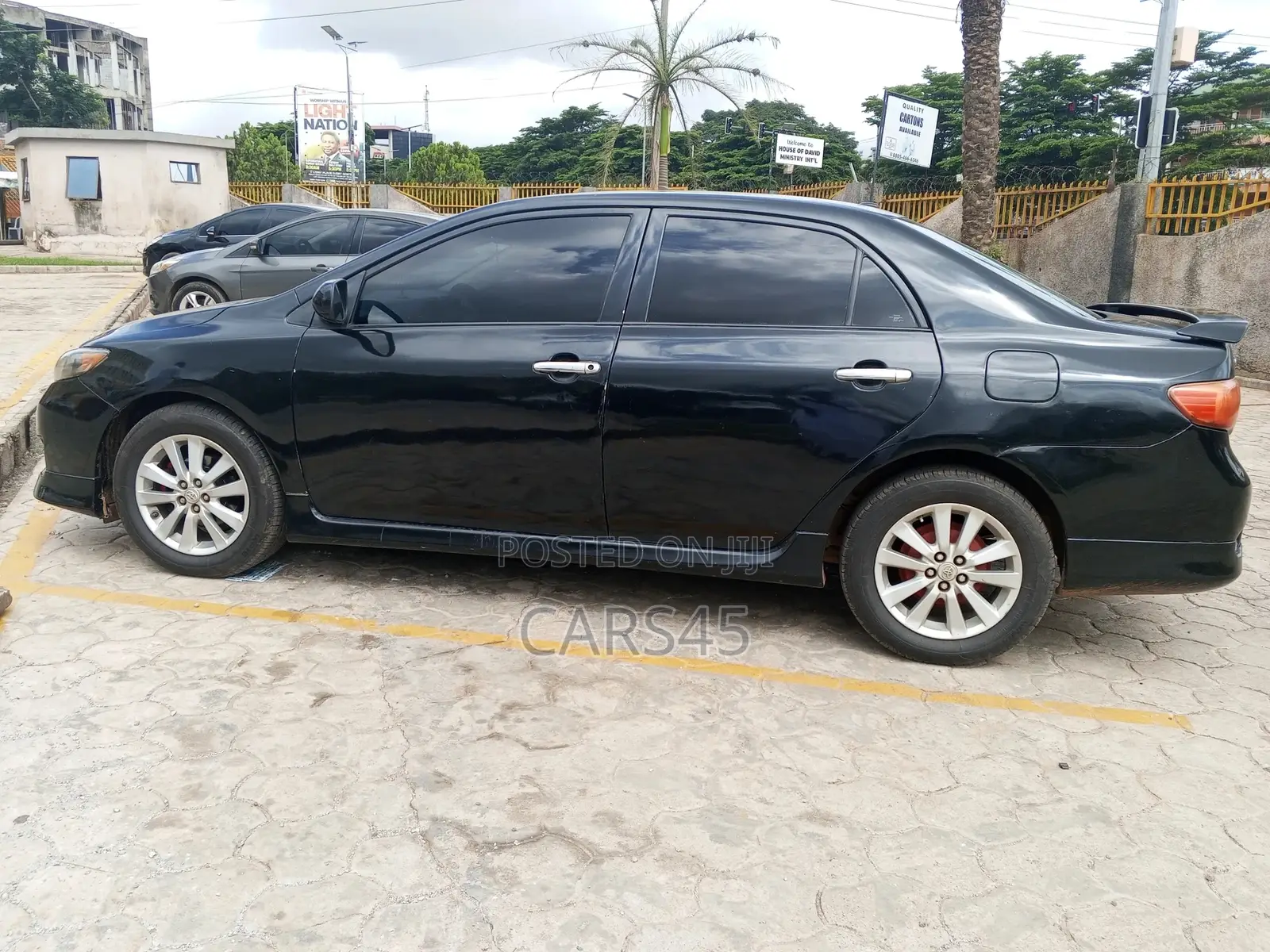 Toyota Corolla 2010 Black
