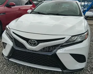 Toyota Camry XSE 2023 White