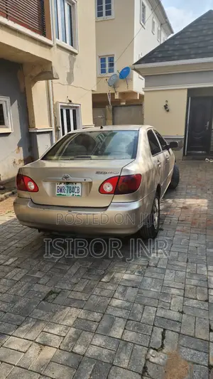 Toyota Corolla Sedan Automatic 2003 Gold