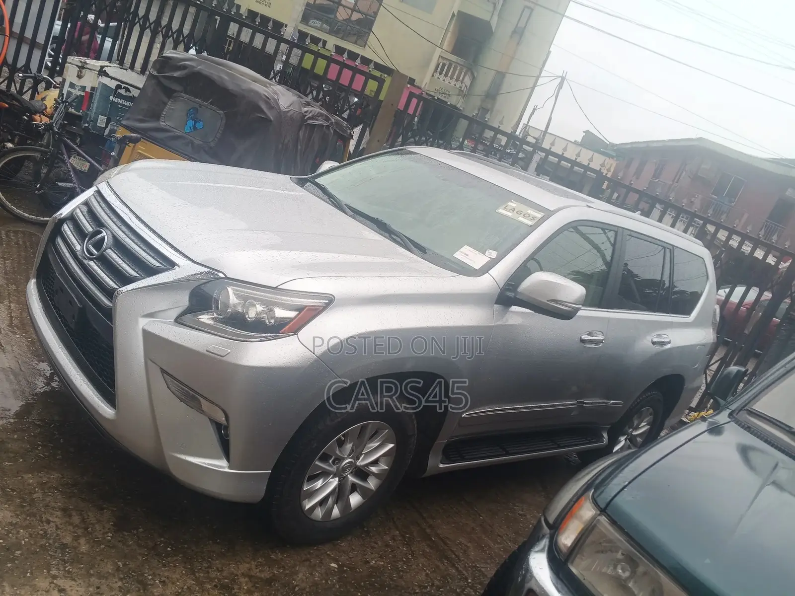 Lexus GX 2015 Silver
